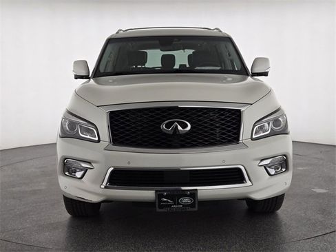 Used 2017 INFINITI QX80 2WD w/ Driver Assistance Package image 8