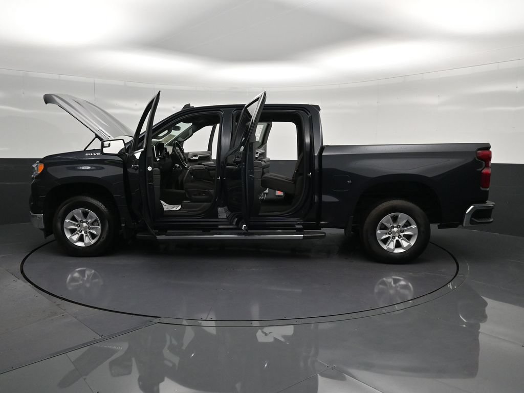 Used 2024 Chevrolet Silverado 1500 LT RWD image 28