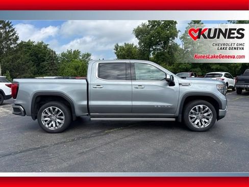 Used 2024 GMC Sierra 1500 Denali w/ Denali Reserve Package AWD/4WD image 3