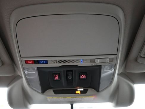 Used 2021 Subaru Forester Premium AWD/4WD image 26