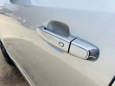 Used 2017 GMC Acadia Denali w/ Technology Package image 9