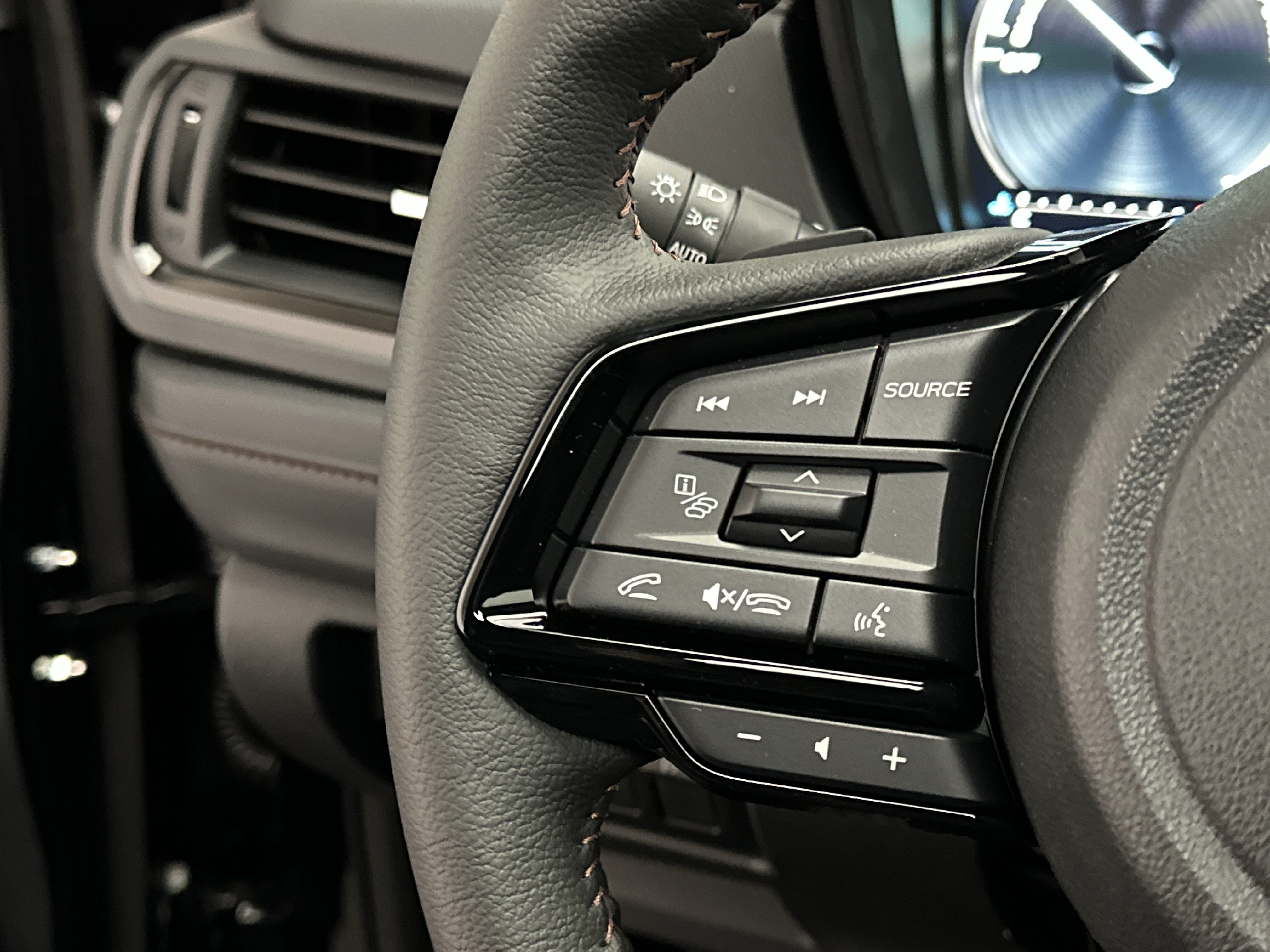 New 2026 Subaru Forester Touring AWD/4WD image 30