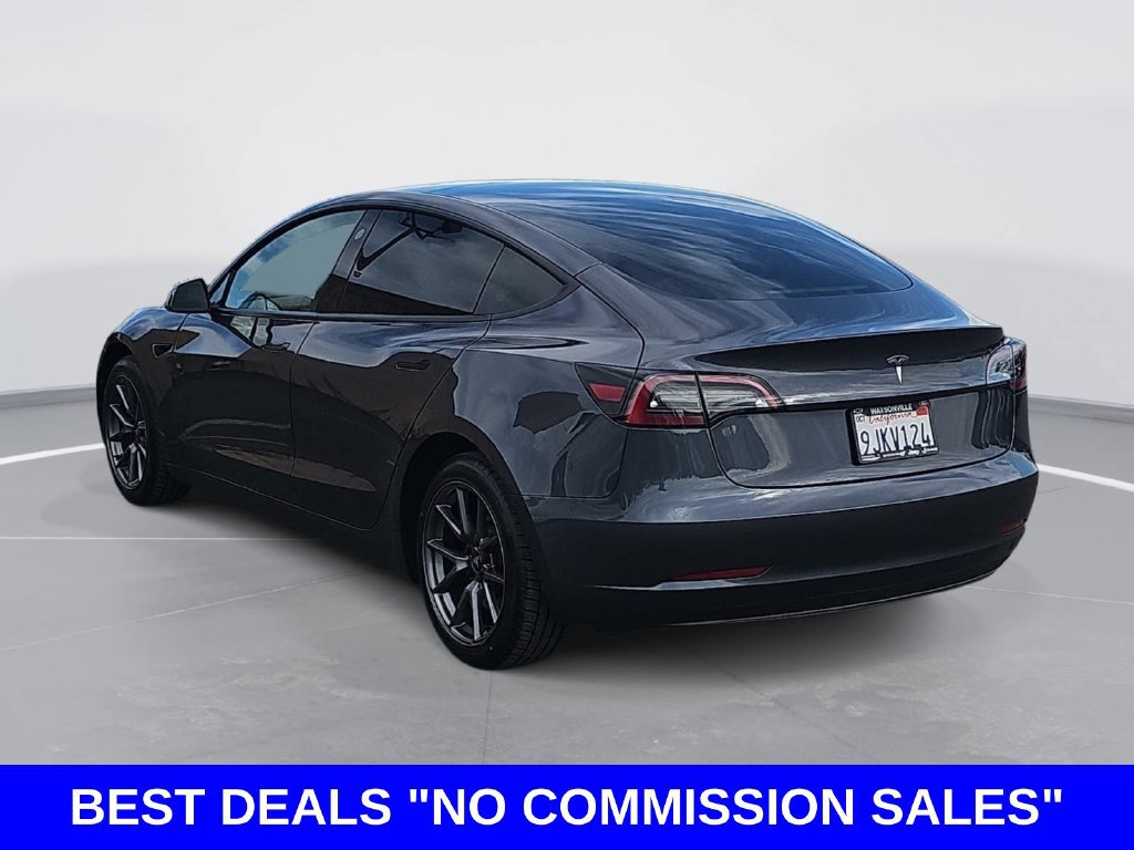 Used 2023 Tesla Model 3 Standard Range RWD image 5