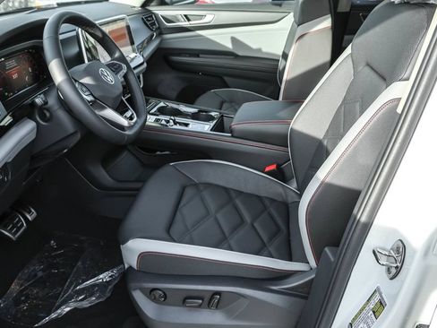 New 2026 Volkswagen Atlas Peak Edition AWD/4WD image 25