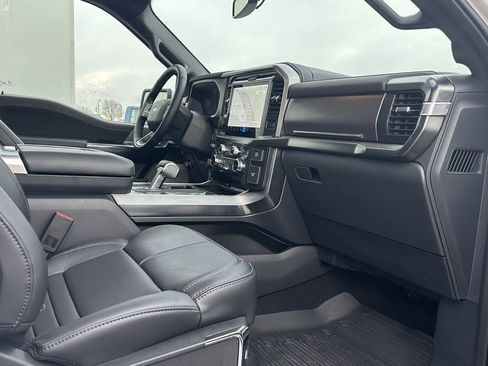 New 2025 Ford F150 Platinum w/ Equipment Group 702A High image 21