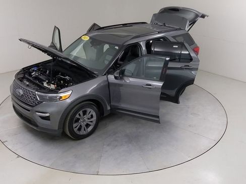 Certified 2022 Ford Explorer XLT w/ Equipment Group 202A image 58