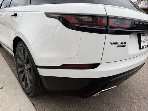 Used 2018 Land Rover Range Rover Velar R-Dynamic HSE image 44