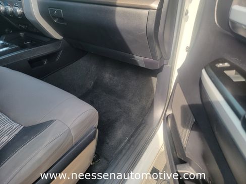 Used 2020 Toyota Tundra SR5 w/ SR5 Upgrade Package image 9