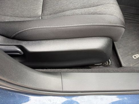 Used 2024 Honda Accord EX image 34