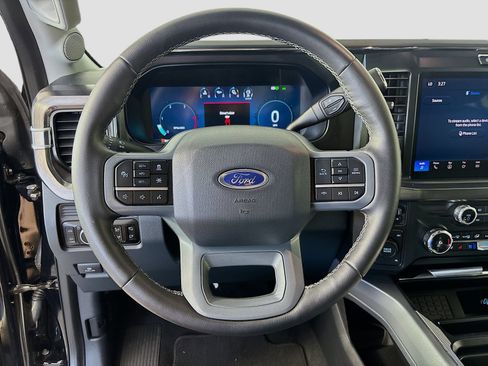 Used 2025 Ford F250 Lariat w/ Lariat Ultimate Package AWD/4WD image 11