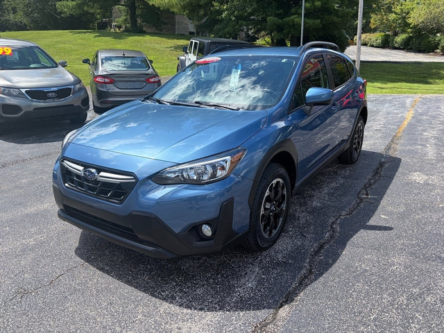 Used 2021 Subaru Crosstrek 2.0i Premium AWD/4WD image 2