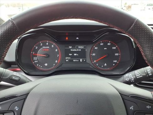 Used 2024 Chevrolet Trax RS w/ Sunroof Package image 20