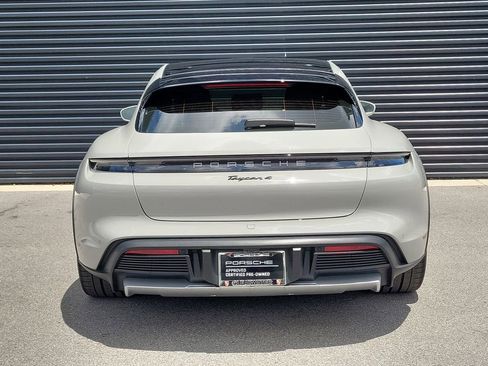 Certified 2022 Porsche Taycan 4 Cross Turismo AWD/4WD image 4