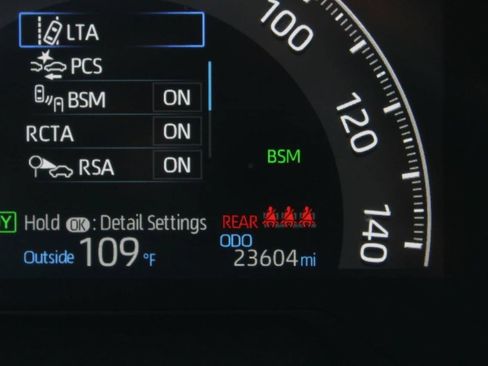 Used 2024 Toyota RAV4 XLE AWD/4WD image 14