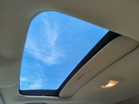 Used 2010 Honda CR-V EX-L image 12