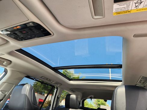 Used 2024 Toyota Grand Highlander AWD image 15
