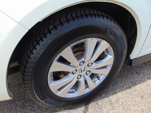 Used 2015 Honda Odyssey EX-L image 27