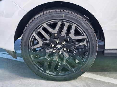 New 2026 Ford Expedition Platinum w/ Stealth Performance Package image 7