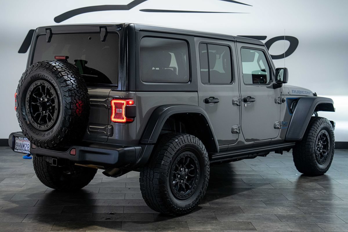 Used 2023 Jeep Wrangler Unlimited Rubicon 4xe AWD/4WD image 2