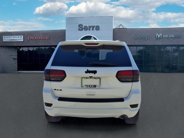 Used 2018 Jeep Grand Cherokee Altitude AWD/4WD image 6