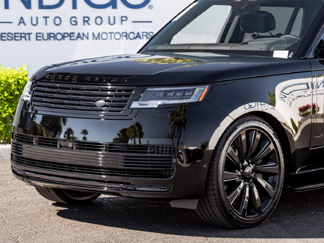 New 2026 Land Rover Range Rover Long Wheel Base SV AWD/4WD image 2
