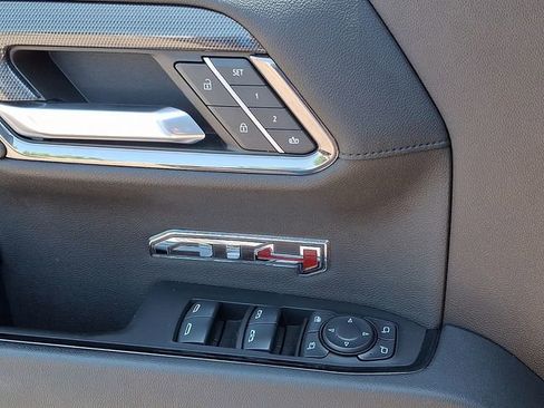 Certified 2024 GMC Sierra 1500 AT4 w/ Technology Package AWD/4WD image 22