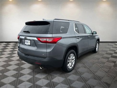 Used 2020 Chevrolet Traverse LT image 5