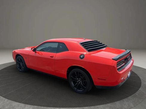 Used 2018 Dodge Challenger R/T w/ Blacktop Package RWD image 3