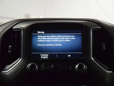 Used 2023 GMC Sierra 2500 Denali w/ Denali Ultimate Package image 33