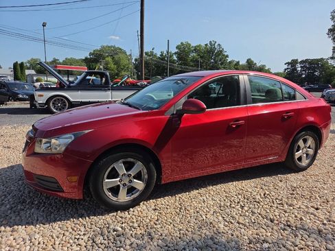 Used 2012 Chevrolet Cruze LT FWD image 2