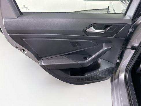 Used 2024 Volkswagen Jetta SE image 25