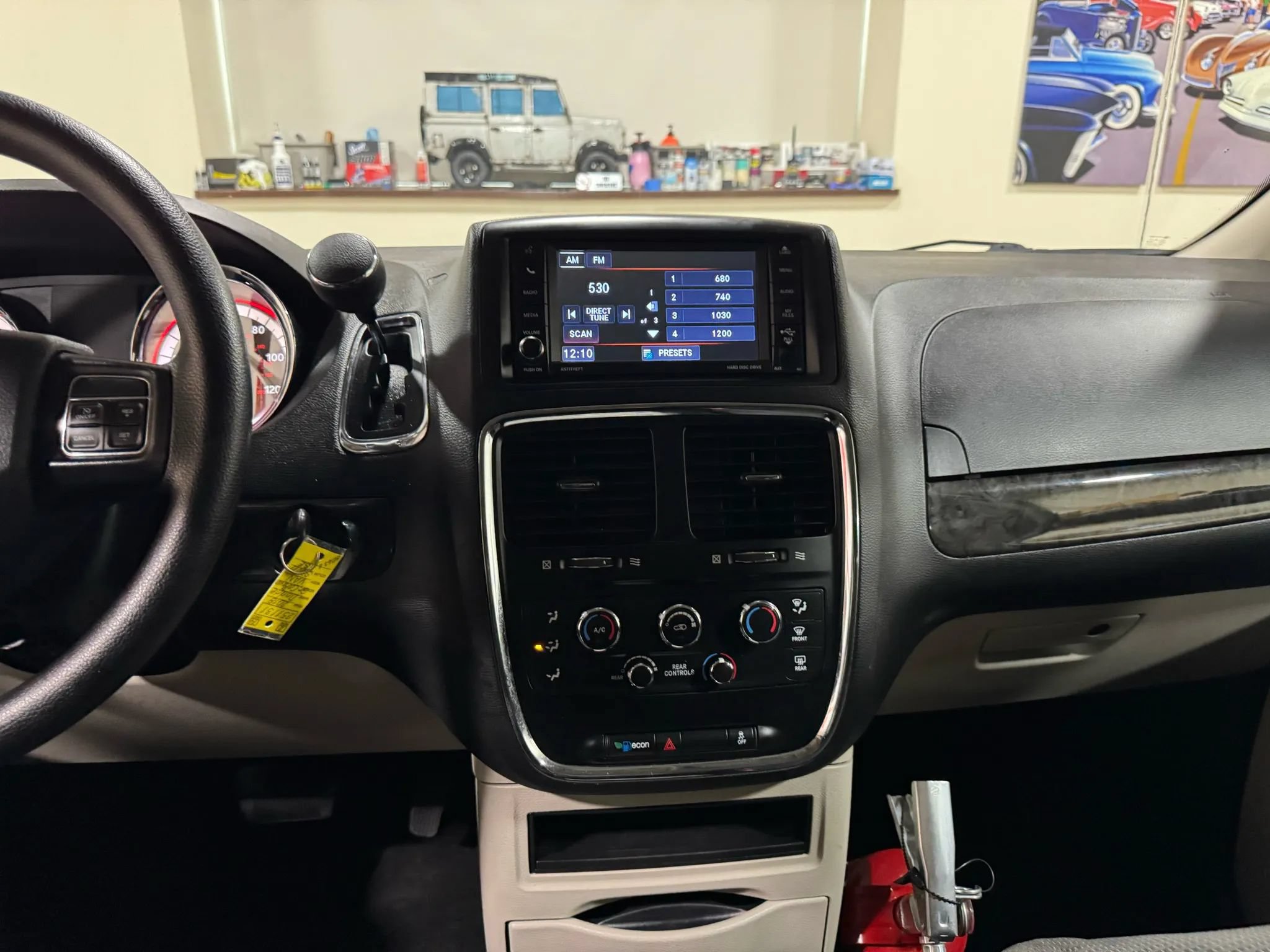 Used 2018 Dodge Grand Caravan SE FWD image 54