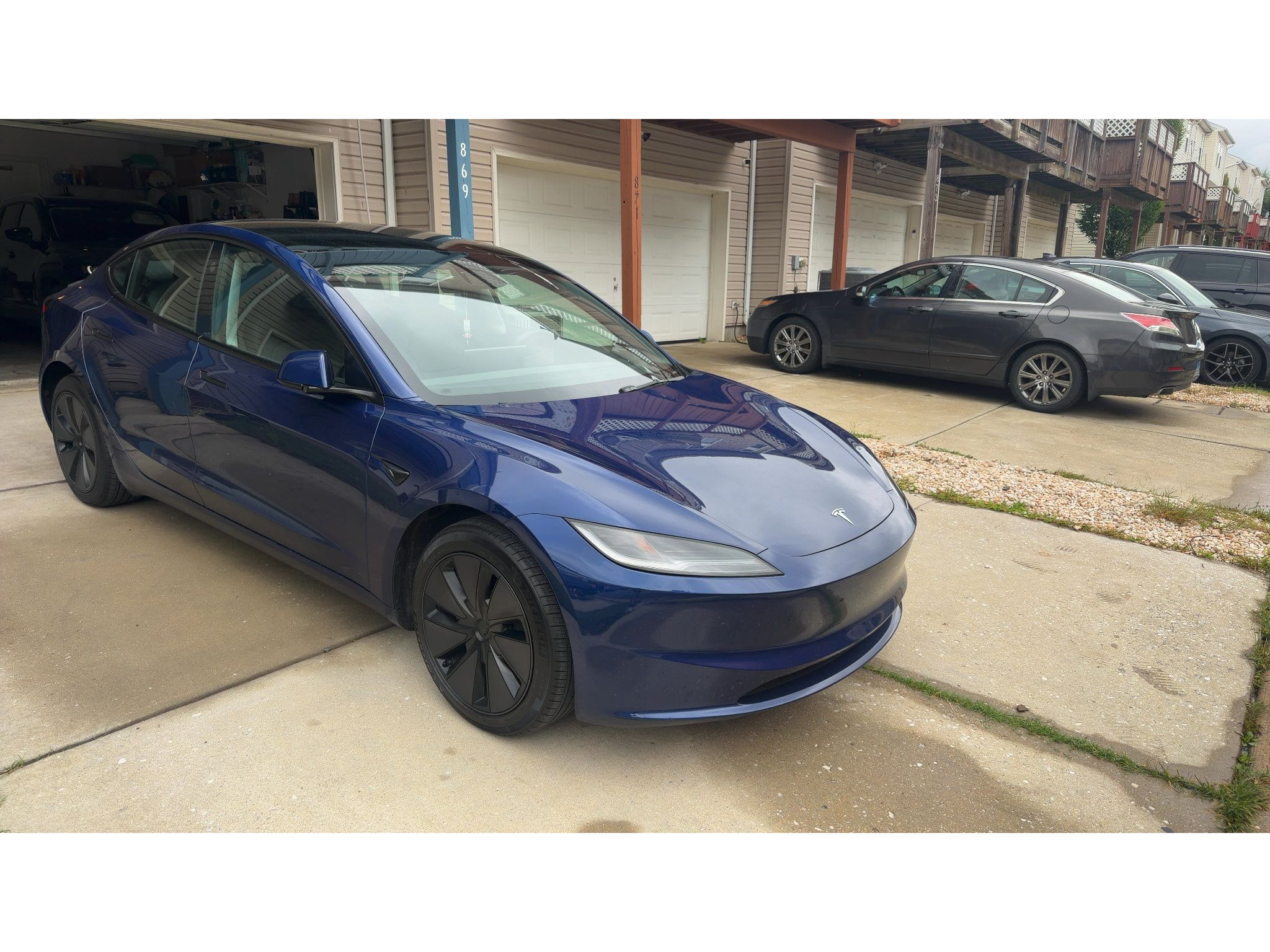Used 2025 Tesla Model 3 Long Range RWD image 1