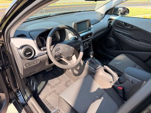 Used 2021 Hyundai Kona SE AWD/4WD image 25
