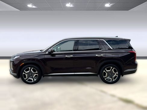 Used 2023 Hyundai Palisade Limited FWD image 2