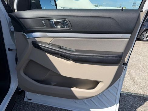Used 2018 Ford Explorer 4WD image 19