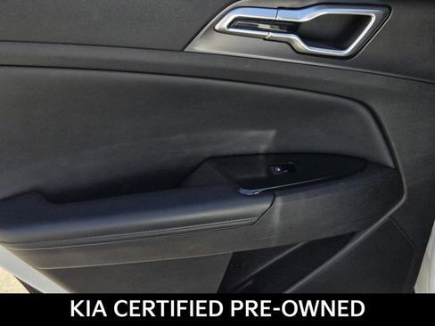 Certified 2023 Kia Sportage EX FWD image 11
