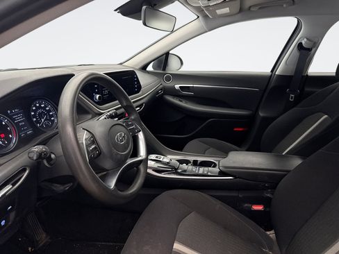 Used 2023 Hyundai Sonata SEL w/ Preferred Accessory Package FWD image 9