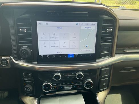 Used 2025 Ford F150 King Ranch w/ FX4 Off-Road Package image 23