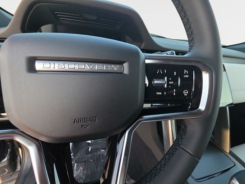 New 2026 Land Rover Discovery Sport Landmark AWD/4WD image 18