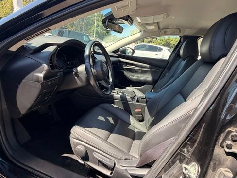 Used 2024 MAZDA MAZDA3 s FWD image 5