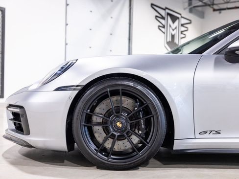 Used 2022 Porsche 911 Cabriolet image 17