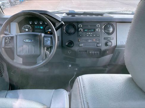 Used 2015 Ford F550 XL 4WD Reg Cab 141 WB 60 CA image 14