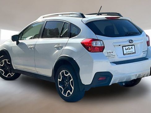 Used 2017 Subaru Crosstrek 2.0i Premium AWD/4WD image 4