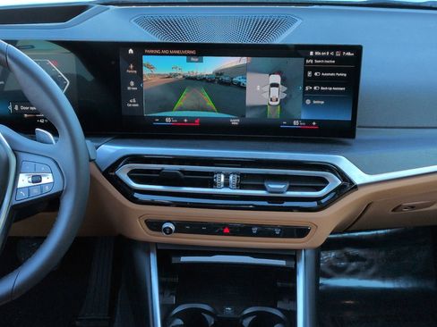 Certified 2024 BMW 330i Sedan w/ M Sport Package image 30