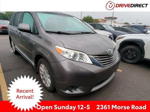 Used 2016 Toyota Sienna LE AWD/4WD image 1