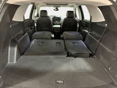 Used 2021 Chevrolet Traverse High Country w/ LPO, Floor Liner Package AWD/4WD image 18