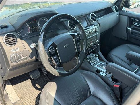 Used 2016 Land Rover LR4 HSE LUX AWD/4WD image 9