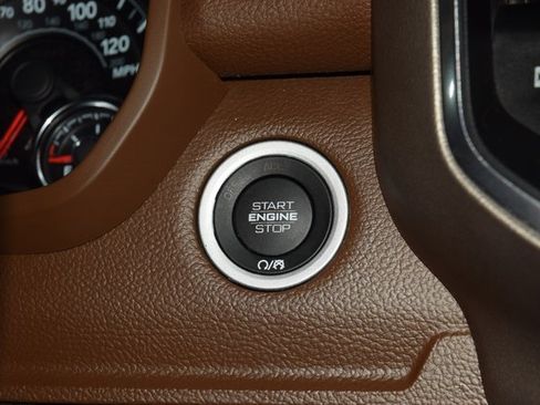 Used 2021 RAM 1500 Laramie image 37