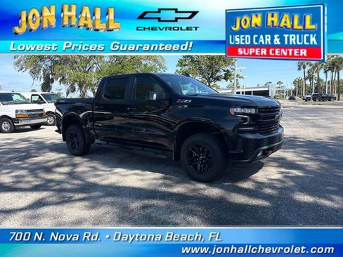 Used 2021 Chevrolet Silverado 1500 LT Trail Boss w/ LT Trail Boss Premium Package AWD/4WD image 1
